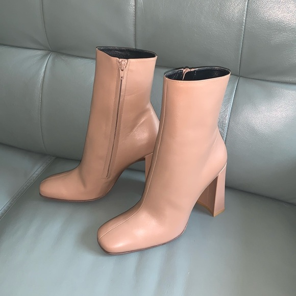 By Far NWT  Elliott Block Heel Bootie - Picture 1 of 11